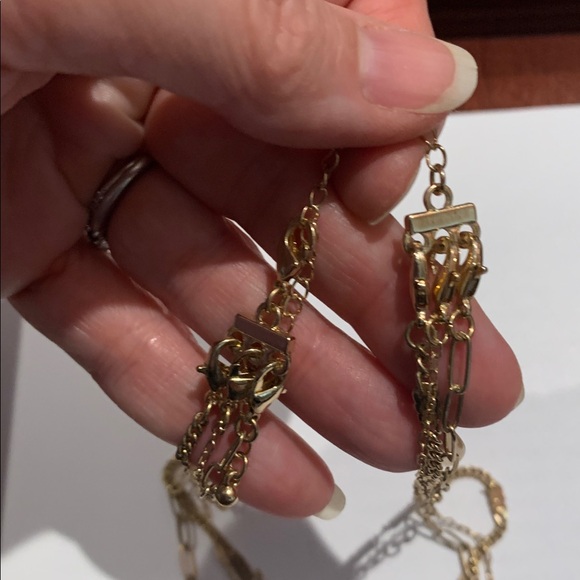 Gold tone 16-22” tri chain w square pendants, removable chains - Picture 3 of 4